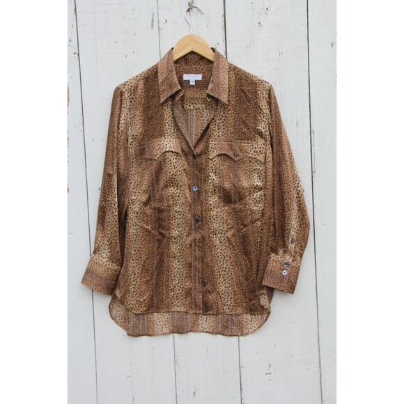 EQUIPMENT Femme Women's Leopard Silk Button Up Collared Long Sleeve Blouse Sz 4 - Picture 2 of 6